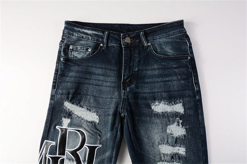 AN AMIRI Jeans 1324