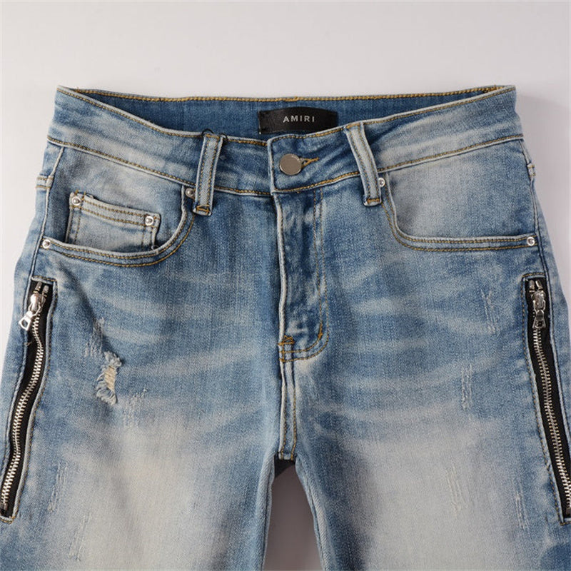 AN AMIRI Jeans 606