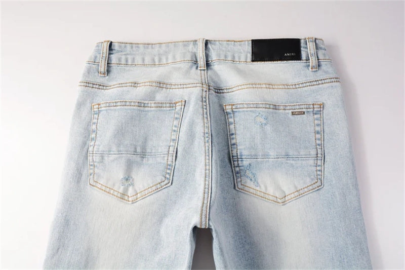 AN AMIRI Jeans 8890