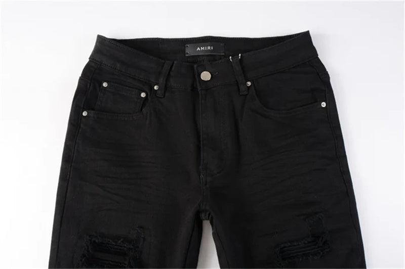 AN AMIRI Jeans  569